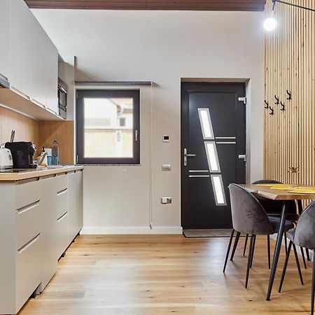 Apartament City La Casa Piano House ,Cu Parcare Alba Iulia Ngoại thất bức ảnh